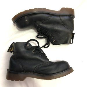 DR MARTENS AIR WAIR BOOTS SIZE 4 UK